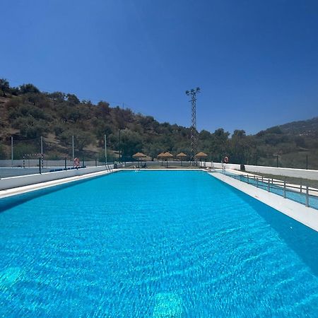Rooftop Terrace & Panoramic Mountain View'S Villa Cutar Eksteriør billede